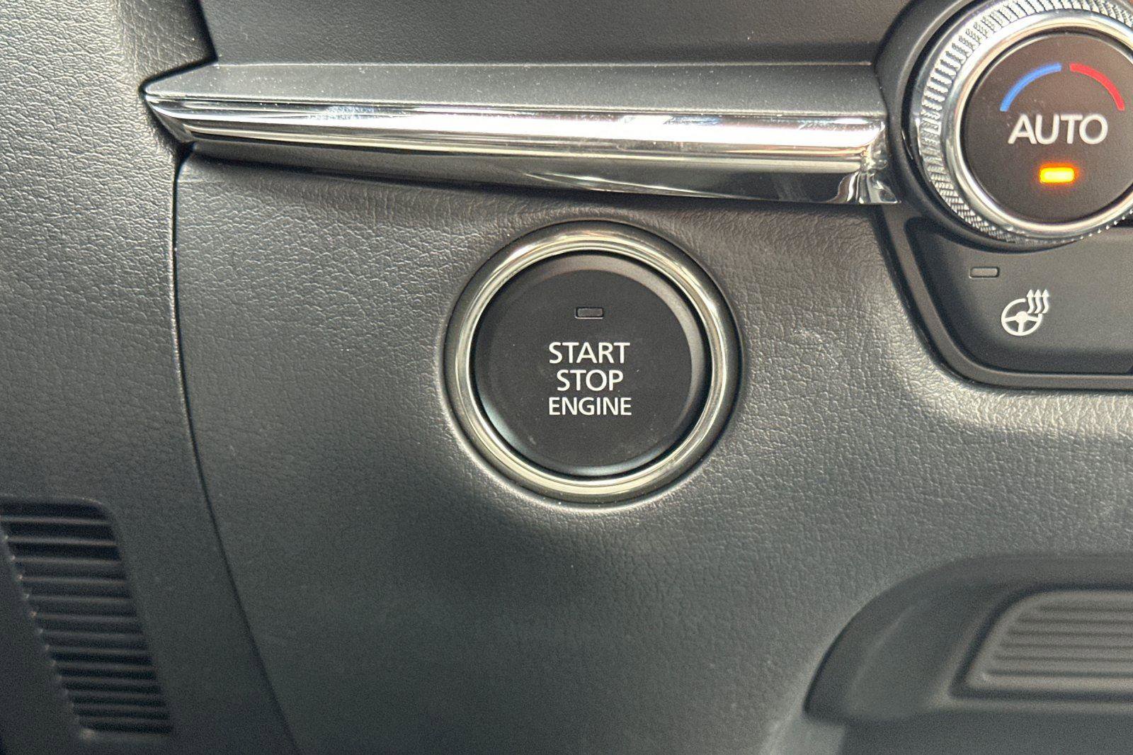 New 2025 MAZDA CX-30 2.5 Turbo w/ Premium Plus Pkg image 21