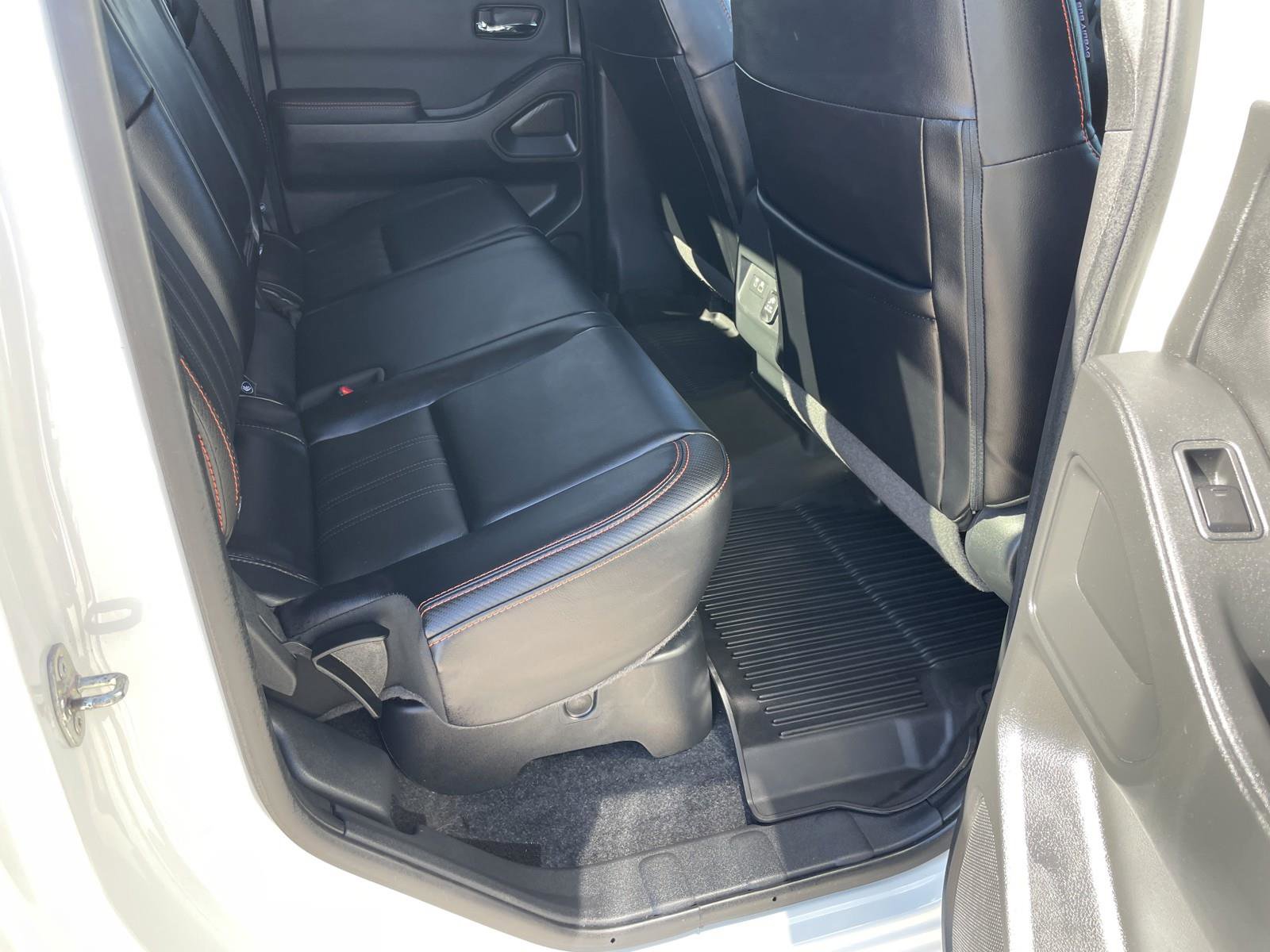 Used 2024 Nissan Frontier PRO-4X w/ Pro Premium Package image 28