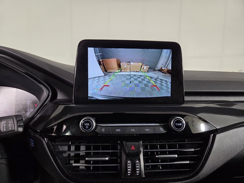 Used 2025 Ford Escape ST-Line image 17