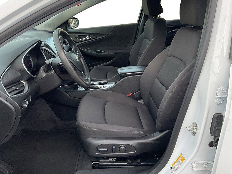 Used 2024 Chevrolet Malibu LT FWD image 9