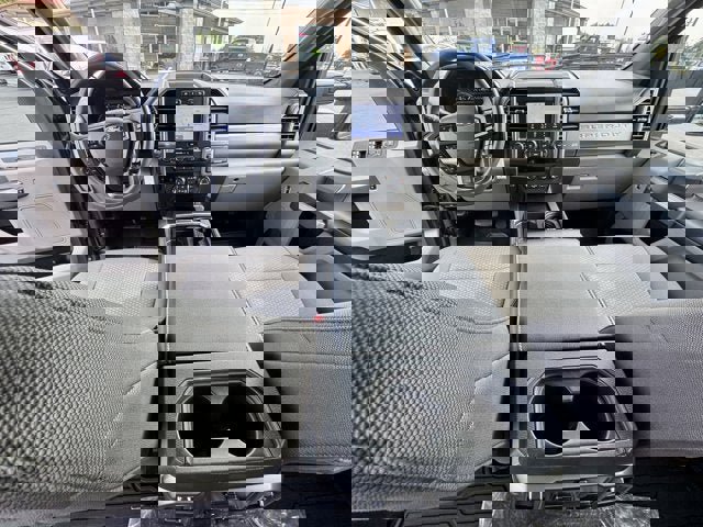 Used 2022 Ford F350 XLT w/ XLT Premium Package image 8