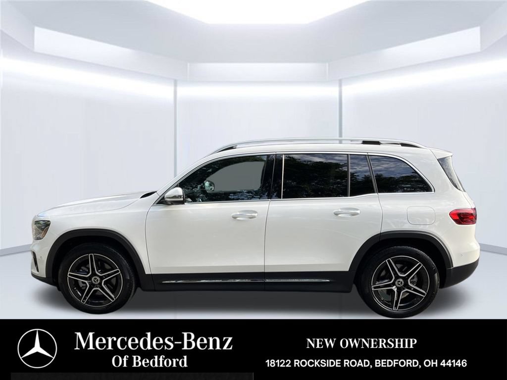 Used 2026 Mercedes-Benz GLB 250 4MATIC image 2
