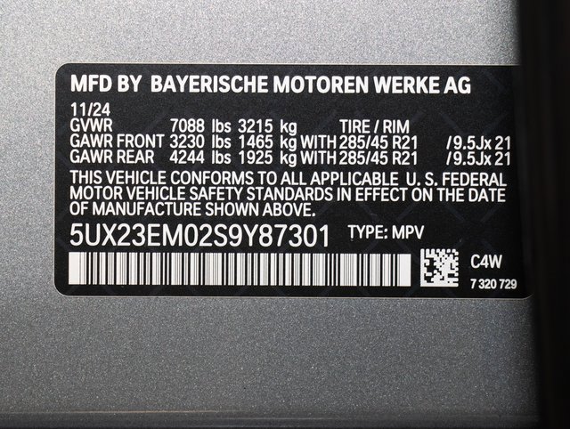 Certified 2025 BMW X7 xDrive40i image 24