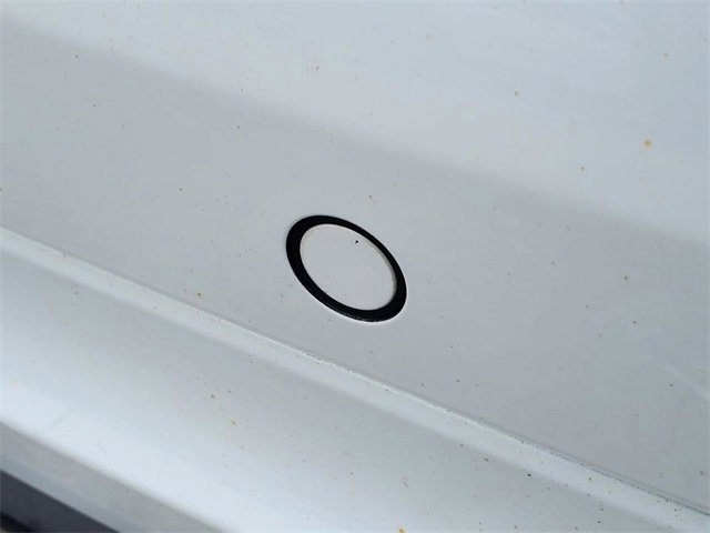 Certified 2023 Volvo XC60 B5 Ultimate w/ Climate Package image 9