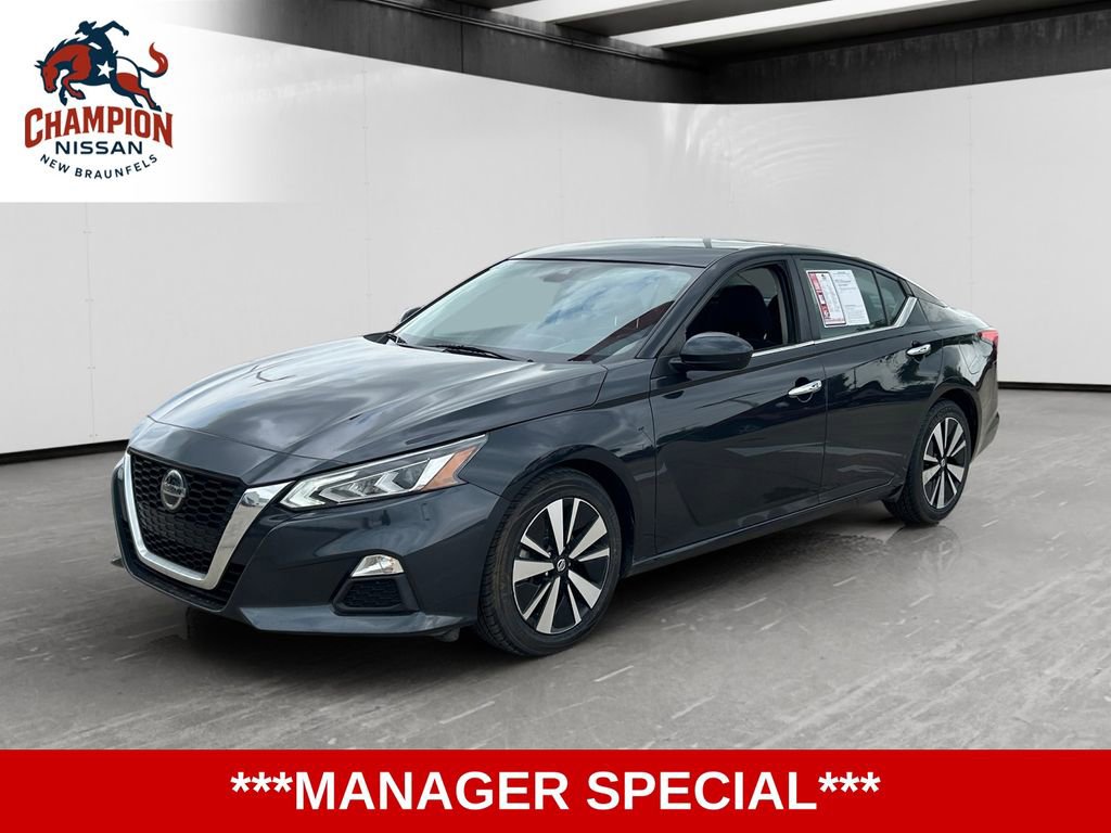 Used 2022 Nissan Altima 2.5 SV