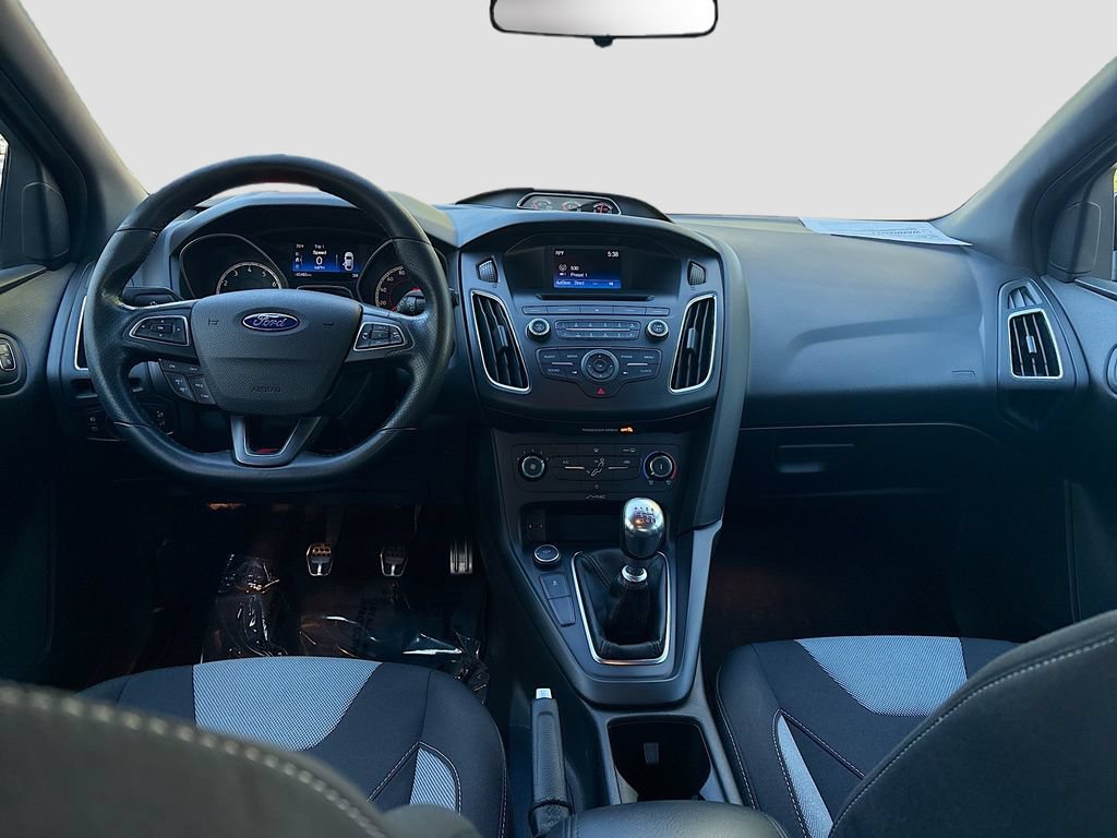 Used 2017 Ford Focus ST FWD image 20