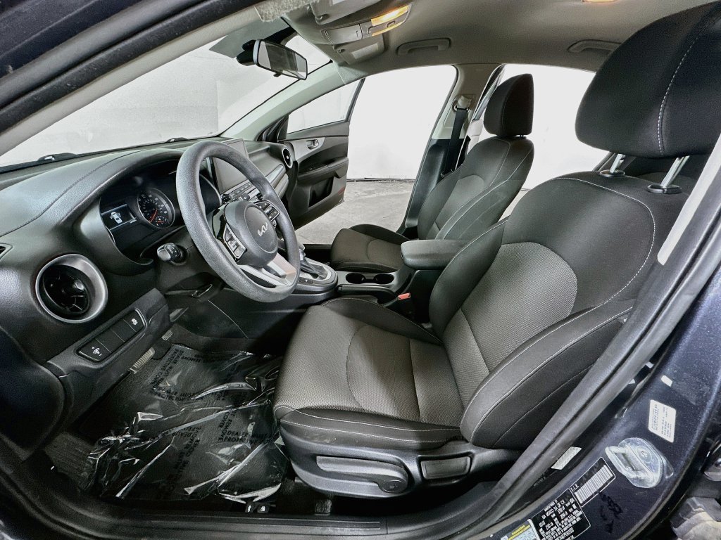 Used 2023 Kia Forte LXS FWD image 16