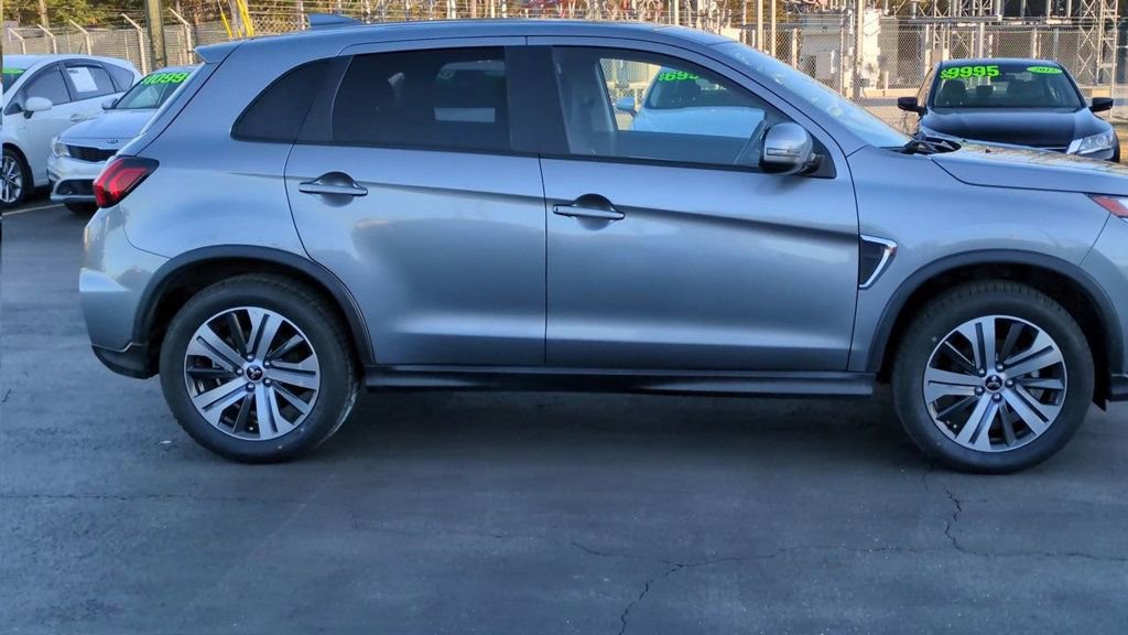 Used 2021 Mitsubishi Outlander Sport SE image 9