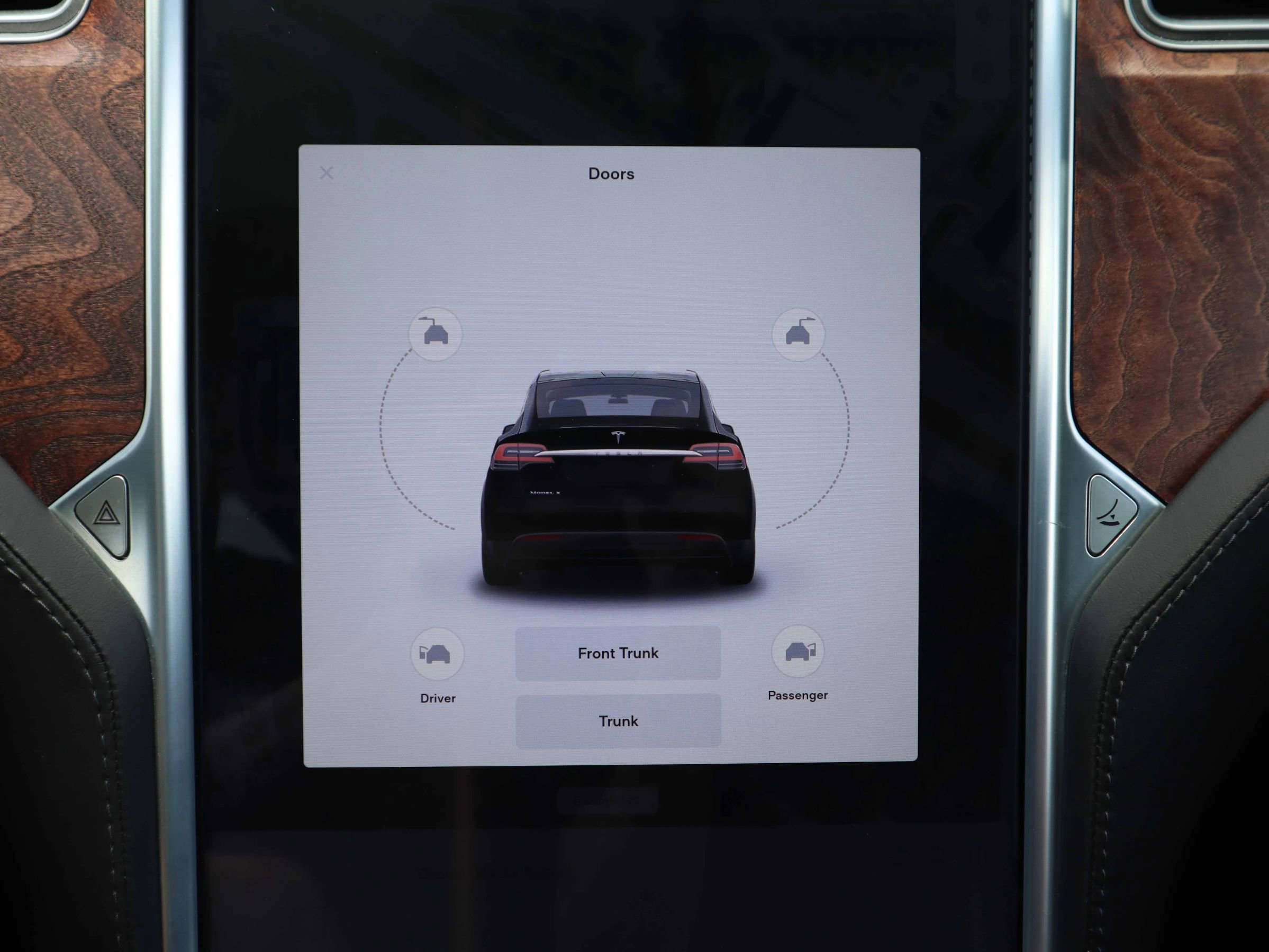 Used 2018 Tesla Model X 100D AWD/4WD image 5