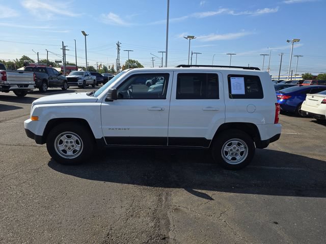 Used 2017 Jeep Patriot Sport w/ Power Value Group FWD image 5