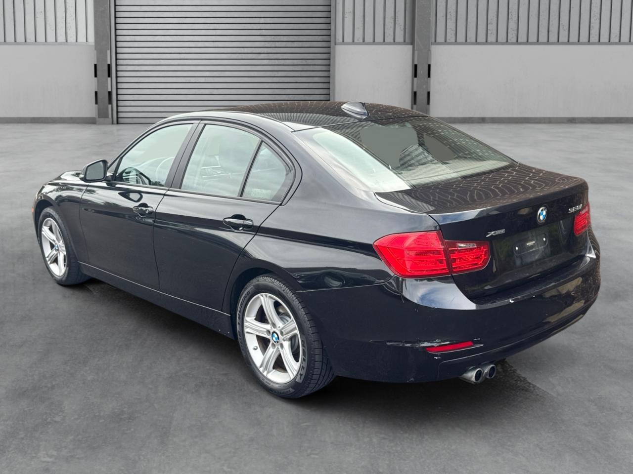 Used 2015 BMW 328i xDrive Sedan AWD/4WD image 30