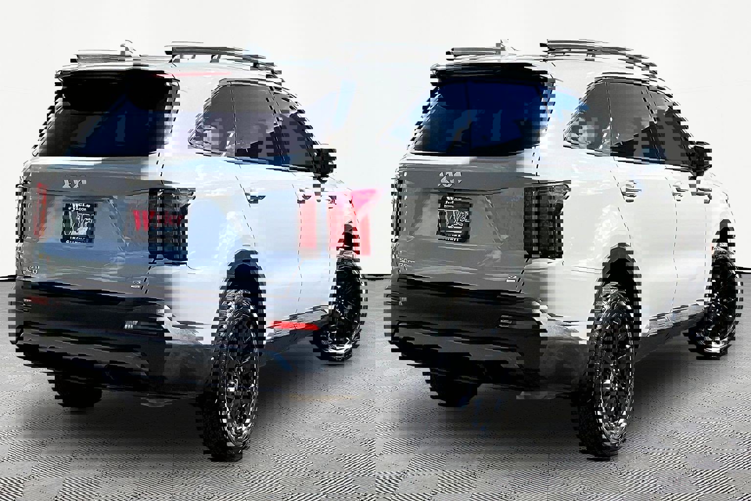 Used 2023 Kia Sorento S w/ Panoramic Sunroof Package image 6