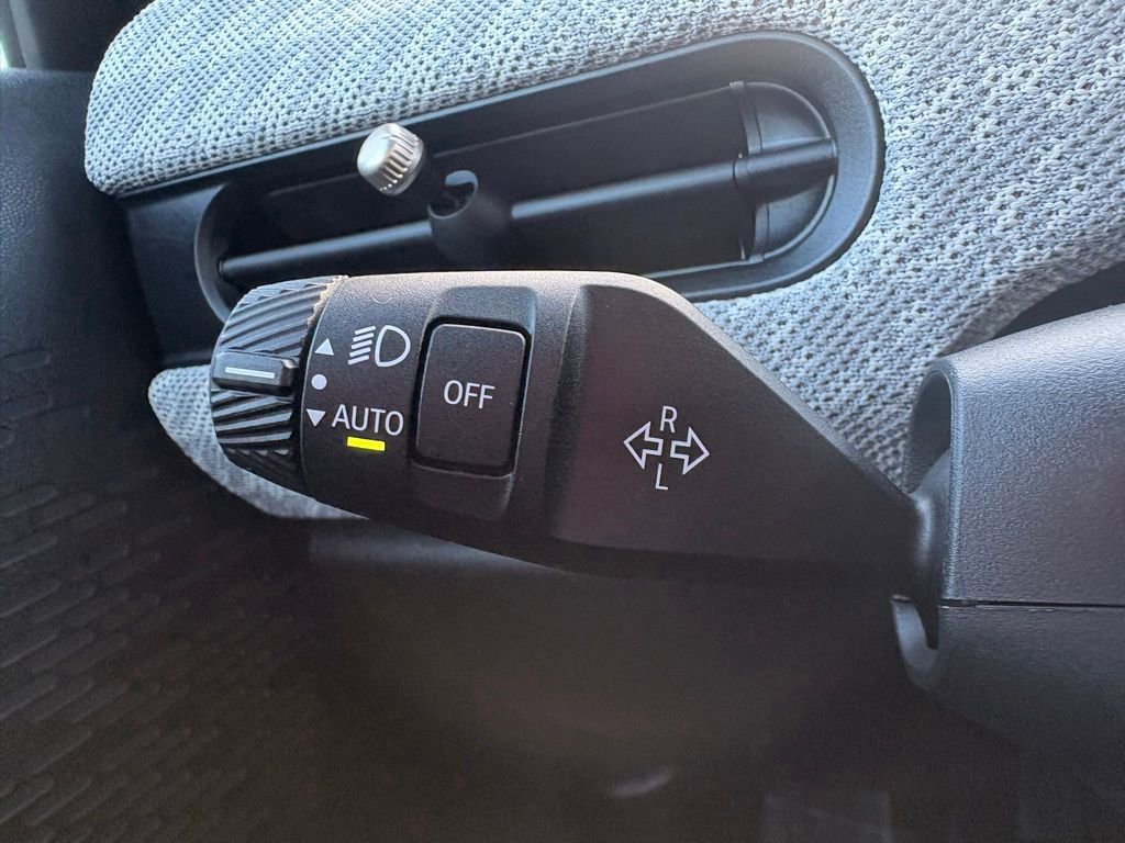 Used 2025 MINI Cooper S image 8