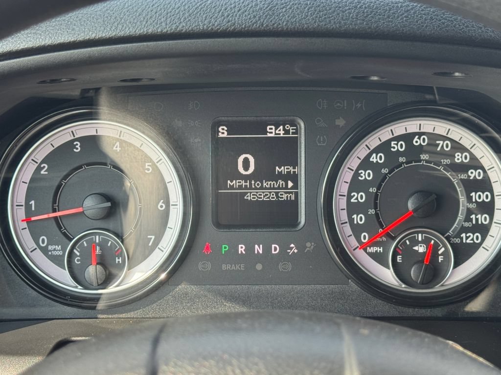 Used 2024 RAM 1500 Warlock RWD image 24