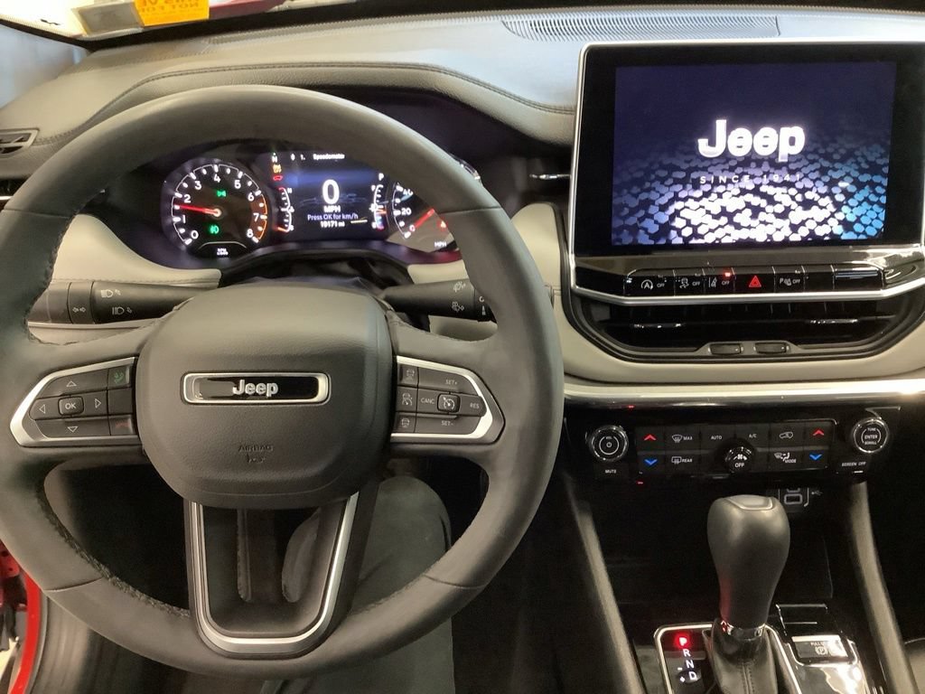 Used 2023 Jeep Compass Limited AWD/4WD image 15