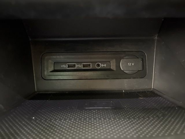 Used 2021 Volkswagen Atlas SE image 28