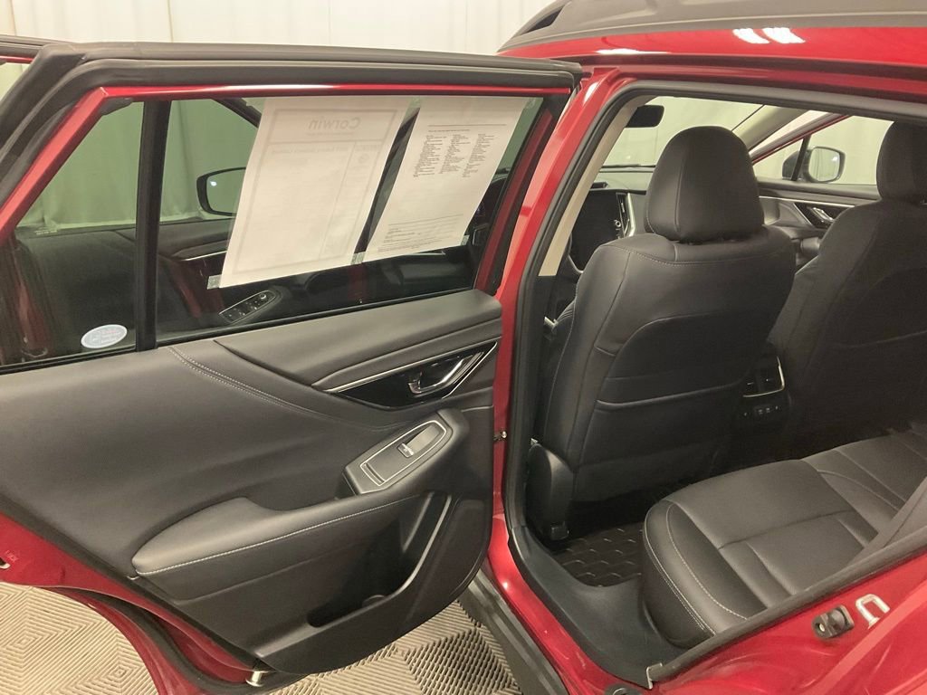 Used 2022 Subaru Outback Limited image 32