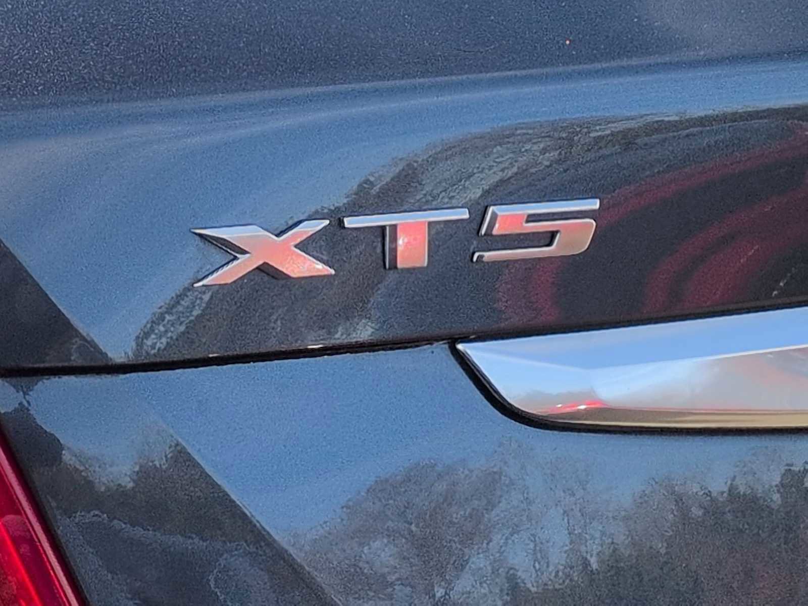 Used 2019 Cadillac XT5 Luxury image 12