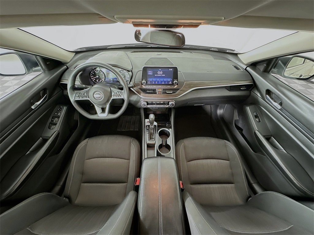 Used 2024 Nissan Altima 2.5 SV image 30