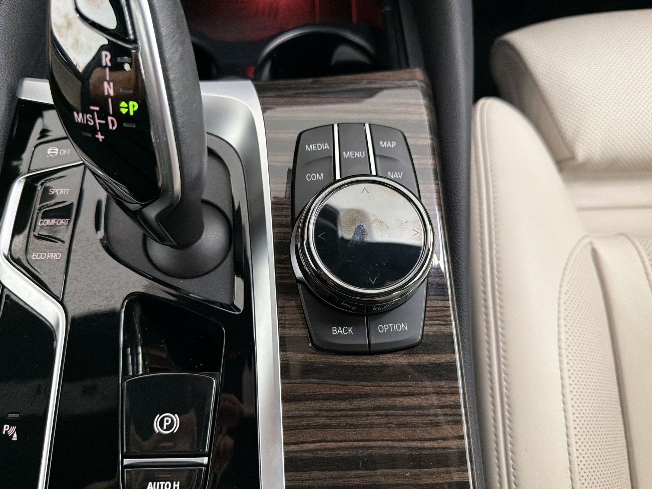 Used 2023 BMW 540i w/ Executive Package RWD image 20