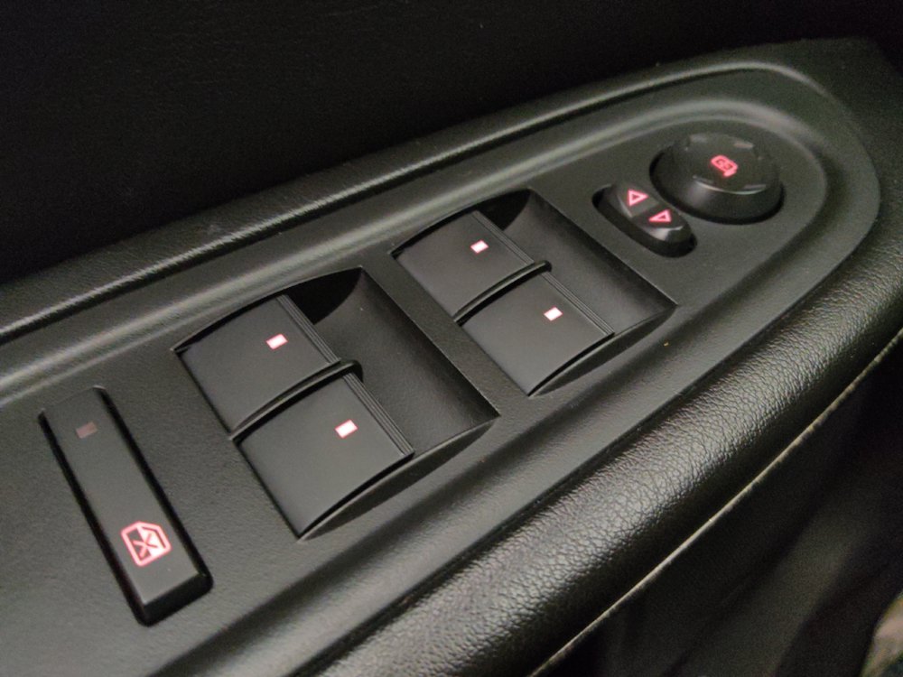 Used 2015 GMC Acadia SLT w/ Open Road Package FWD image 27