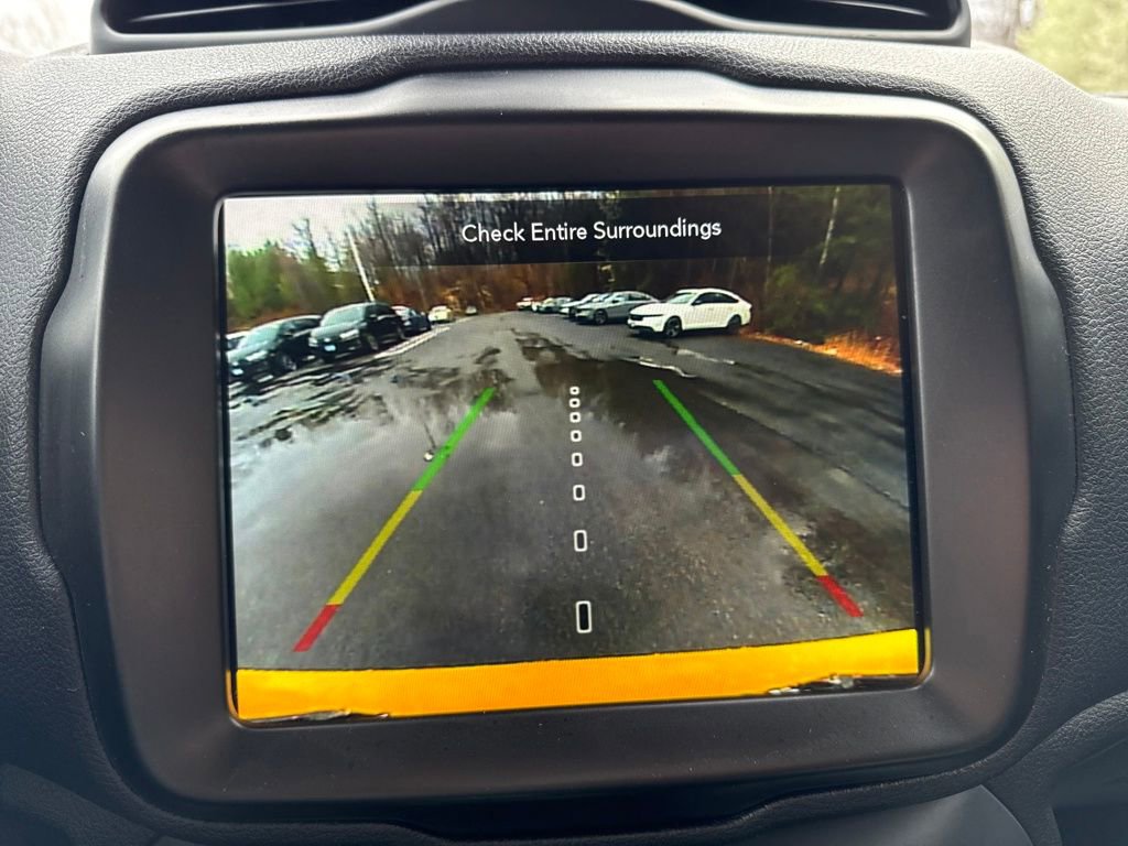 Used 2023 Jeep Renegade Latitude image 24