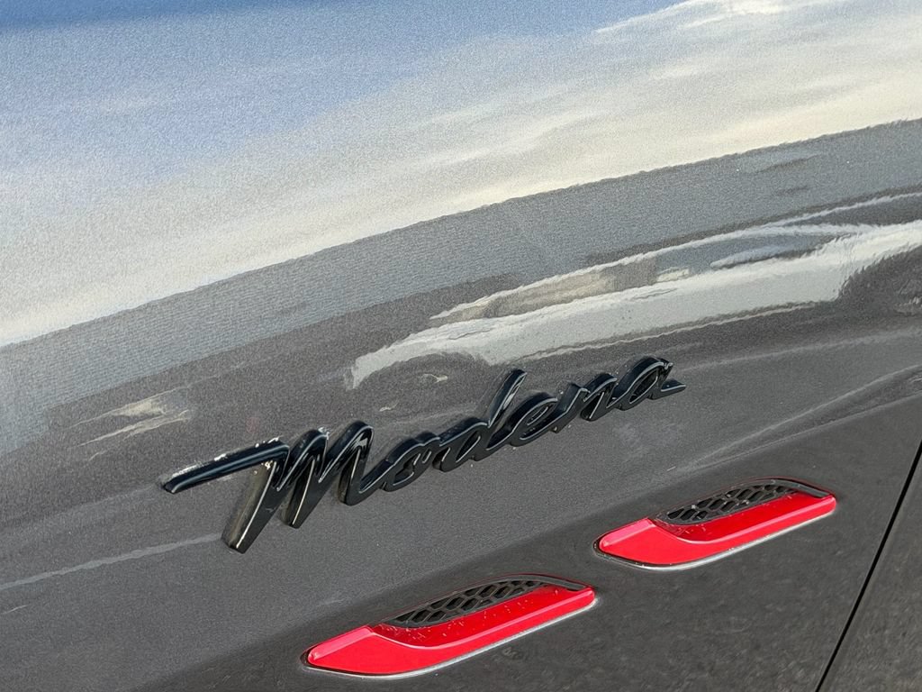 Used 2022 Maserati Ghibli Modena RWD image 10