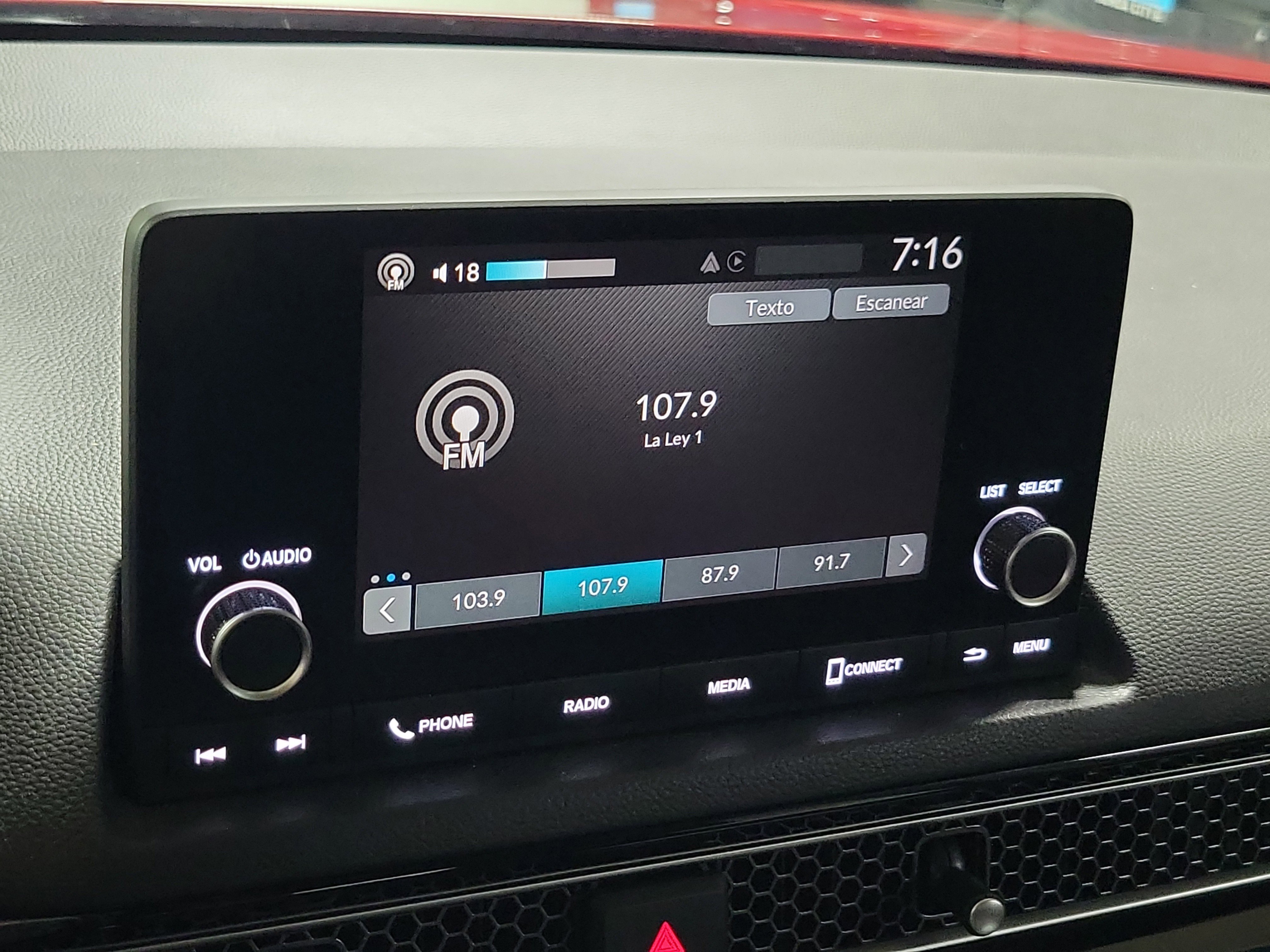 Used 2025 Honda Civic LX image 28