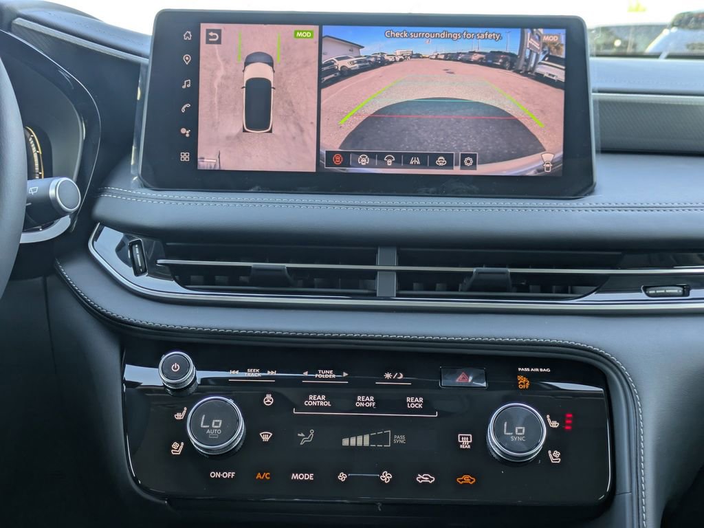 New 2026 INFINITI QX60 Luxe w/ Family Package image 20