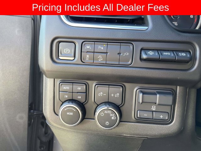 Used 2021 Chevrolet Suburban Premier w/ Premium Package AWD/4WD image 25