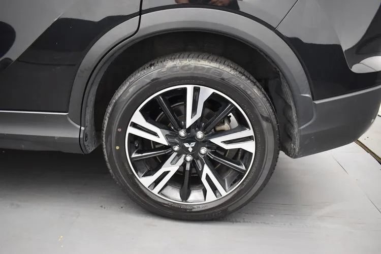 Used 2024 Mitsubishi Eclipse Cross SE AWD/4WD image 36