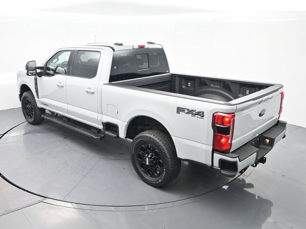 New 2026 Ford F250 Lariat w/ Black Appearance Package image 30