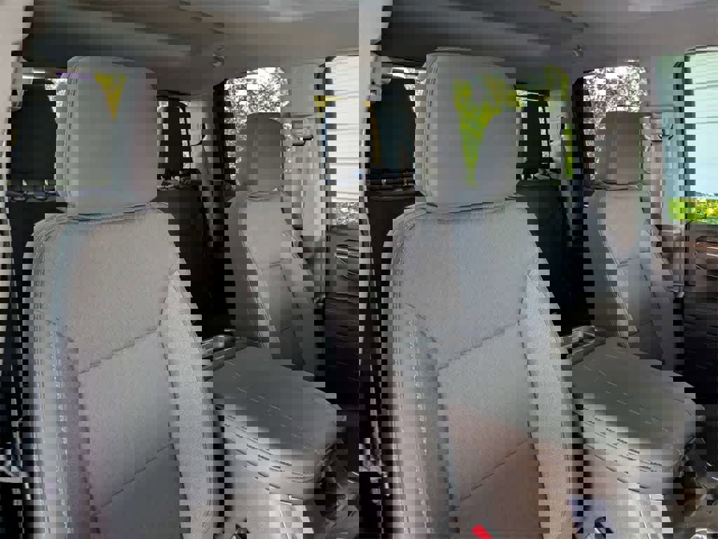 Used 2025 GMC Sierra 1500 Elevation w/ Preferred Package image 6