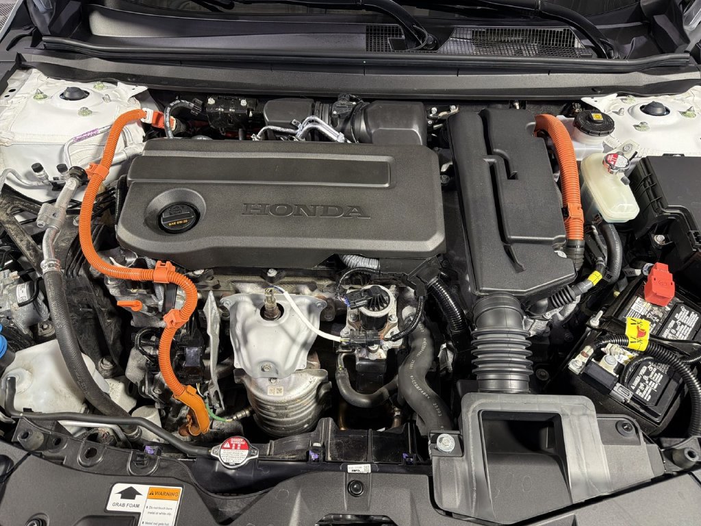 Used 2025 Honda Accord Sport image 25
