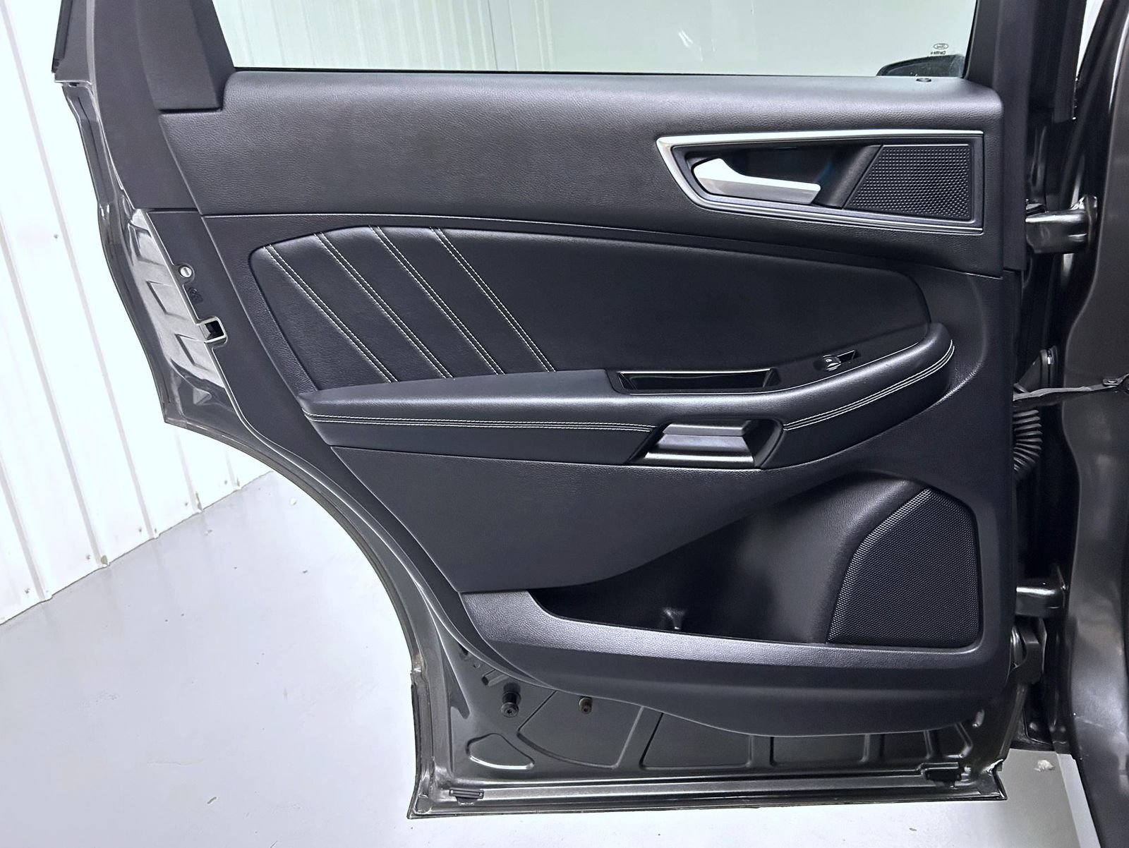 Used 2019 Ford Edge ST w/ Equipment Group 401A AWD/4WD image 20