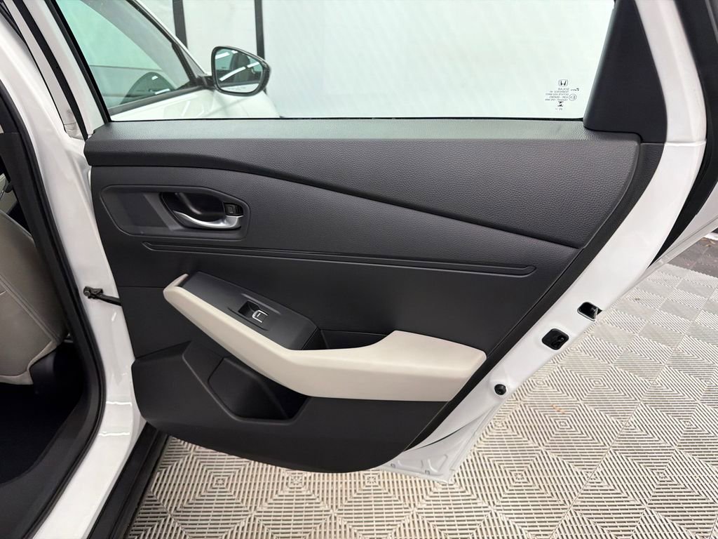 Used 2026 Honda Accord SE image 17