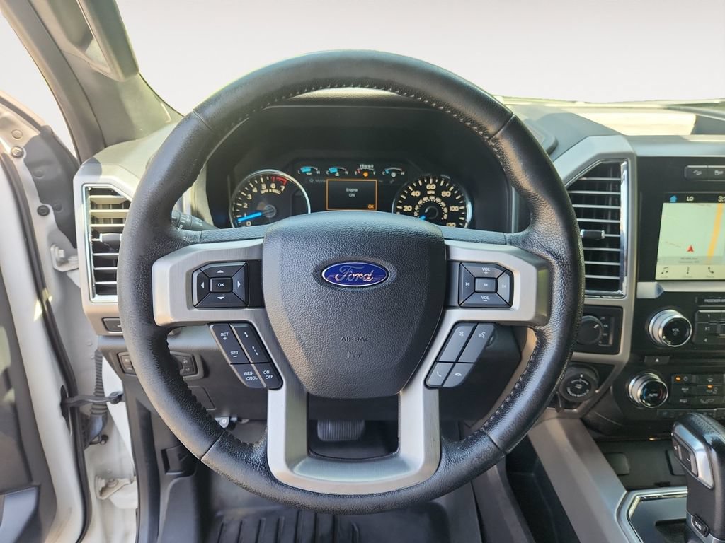 Used 2016 Ford F150 Platinum w/ Equipment Group 701A Luxury AWD/4WD image 13