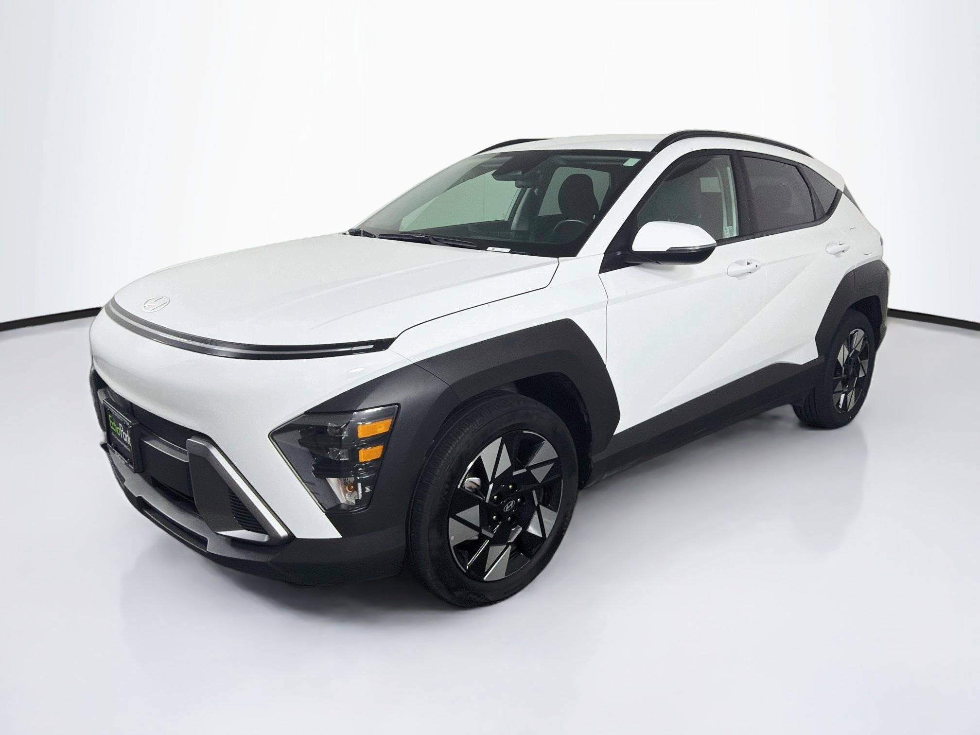 Used 2025 Hyundai Kona SEL FWD image 3