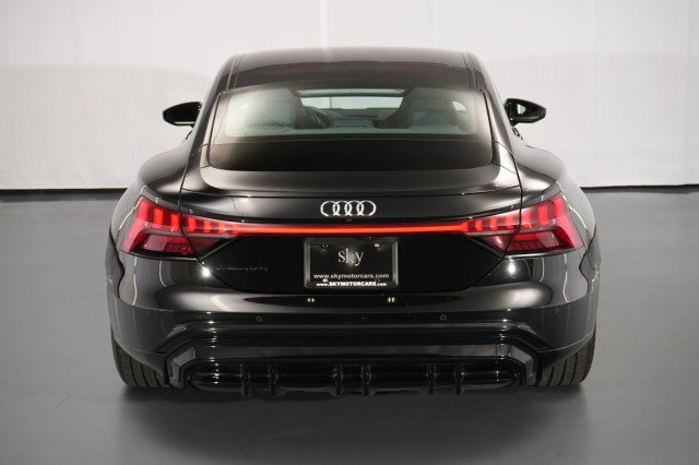 Used 2023 Audi e-tron GT Premium Plus w/ Performance Package AWD/4WD image 14