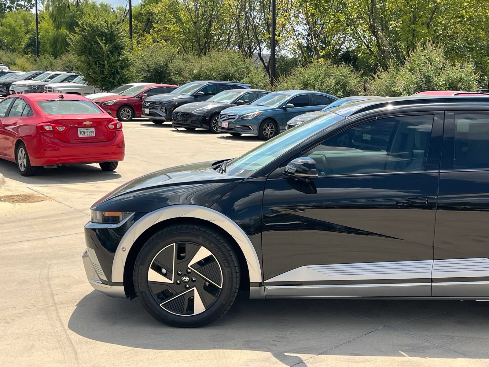 New 2027 Hyundai Ioniq 5 Limited RWD image 7