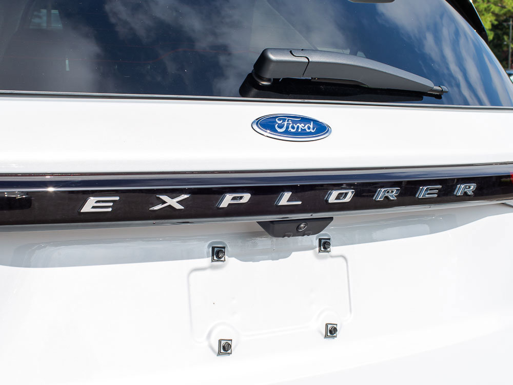 Used 2026 Ford Explorer Active w/ Active Comfort Package AWD/4WD image 10