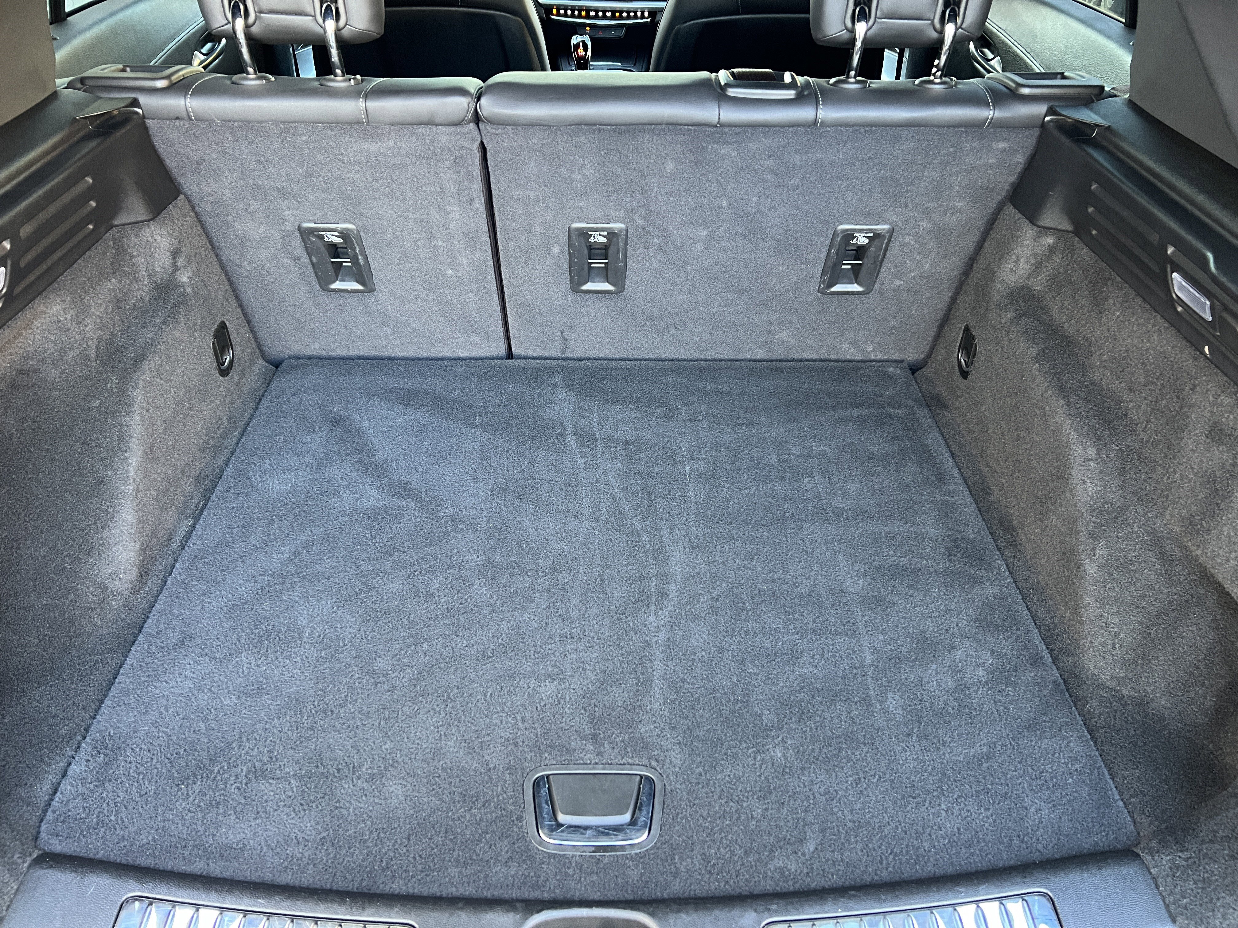 Used 2025 Cadillac XT4 Premium Luxury AWD/4WD image 18