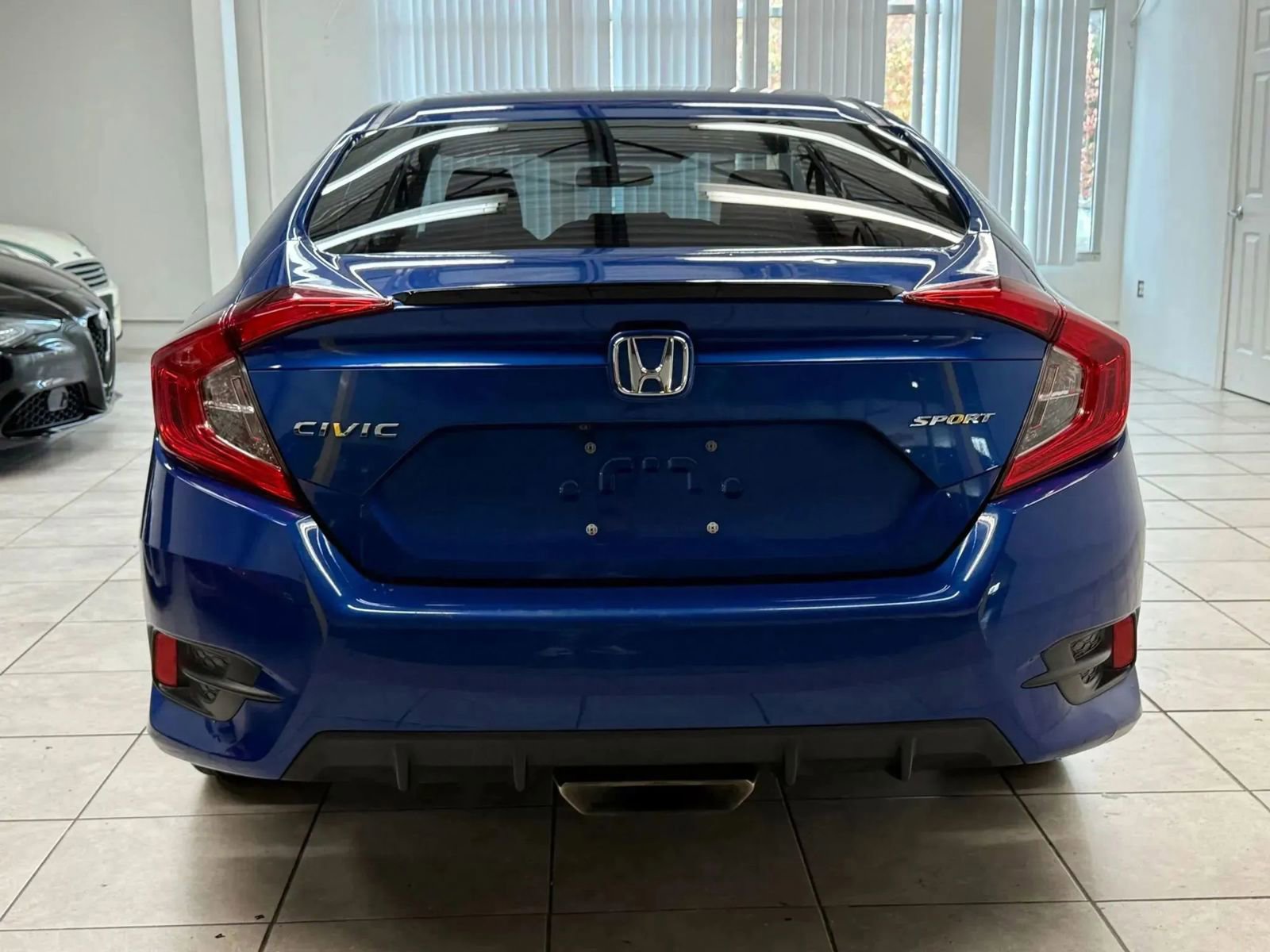 Used 2019 Honda Civic Sport image 8