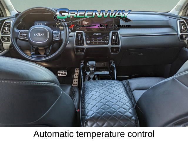 Used 2023 Kia Sorento SX AWD/4WD image 9
