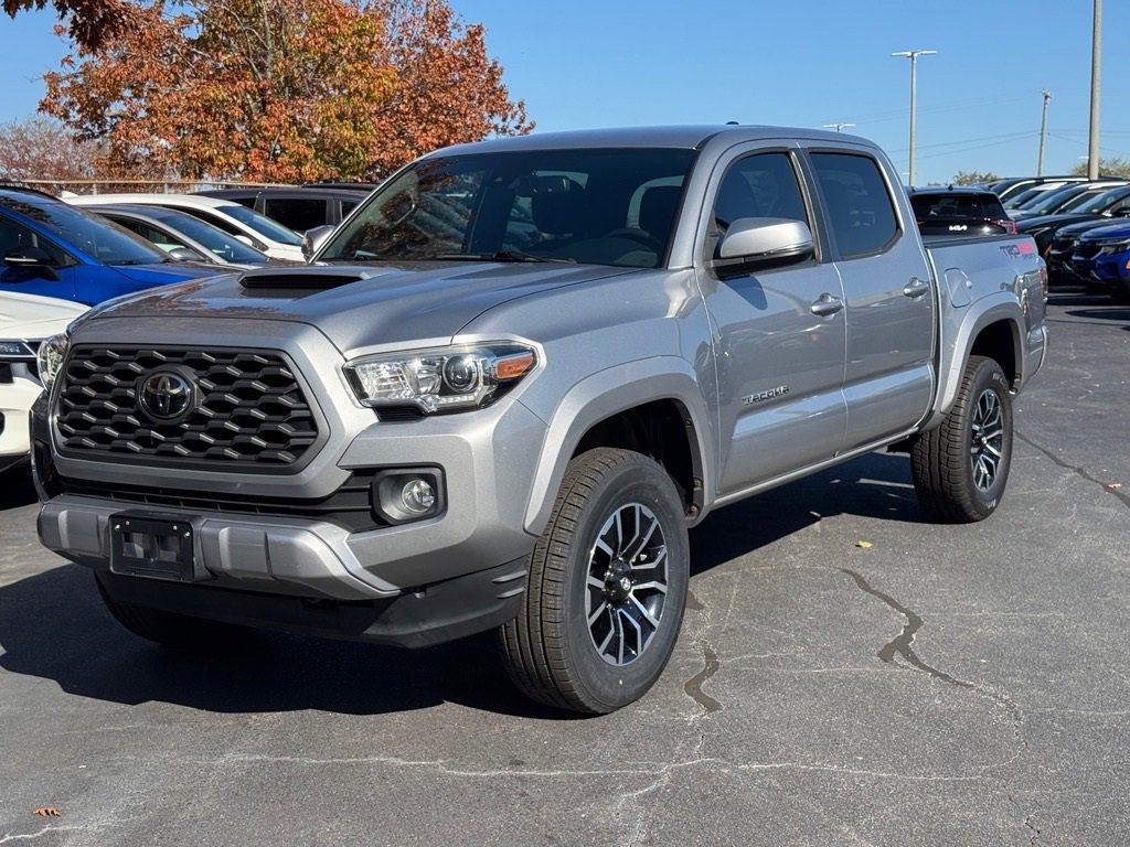 Used 2020 Toyota Tacoma TRD Sport w/ Technology Package image 7