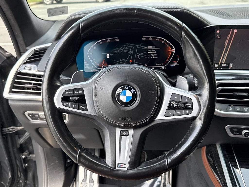 Used 2021 BMW X7 xDrive40i w/ M Sport Package AWD/4WD image 32