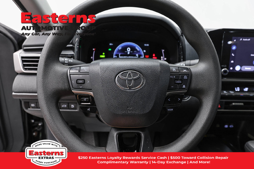 Used 2026 Toyota Camry LE FWD image 11