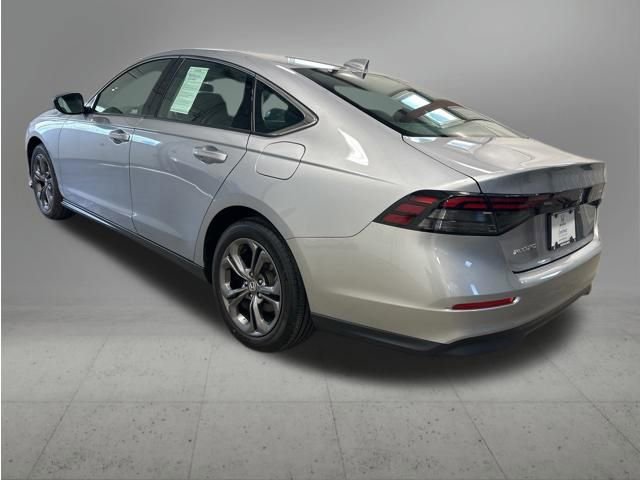Certified 2023 Honda Accord EX image 10