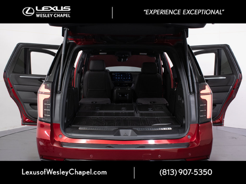 Used 2025 Chevrolet Tahoe RST w/ RST Performance Edition AWD/4WD image 12