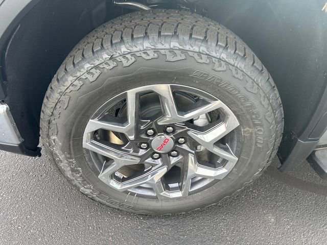 New 2026 GMC Sierra 1500 SLT w/ SLT Premium Plus Package image 26